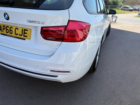 BMW 3 Series 2.0 320d Sport Touring Euro 6 (s/s) 5dr 43