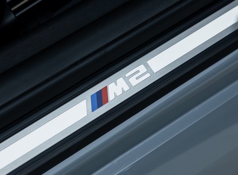 BMW M2 24