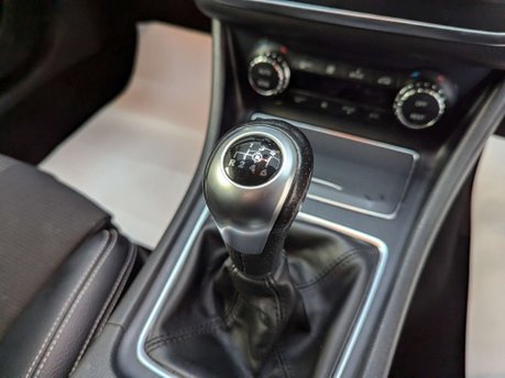 Mercedes-Benz CLA Class 1.6 CLA 180 Sport 4dr 81