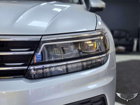 Volkswagen Tiguan 2.0 TDI SEL DSG Euro 6 (s/s) 5dr 8