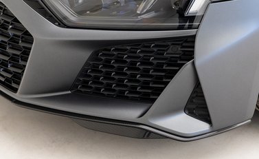 Audi R8 V10 Performance Carbon Black 15