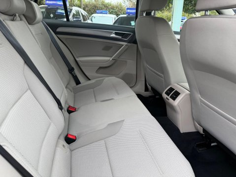 Volkswagen Golf 1.6 TDI BlueMotion Tech Match Euro 5 (s/s) 5dr 26