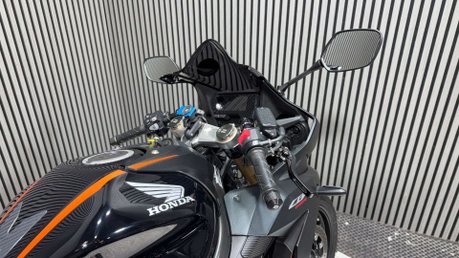 Honda CBR 2023 ONLY 4K LONG MOT WARRANTY 1 OWNER 650CC 23