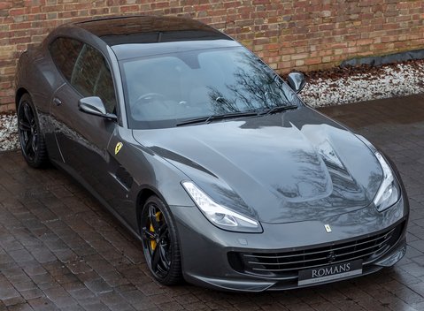 Ferrari GTC4 Lusso 8