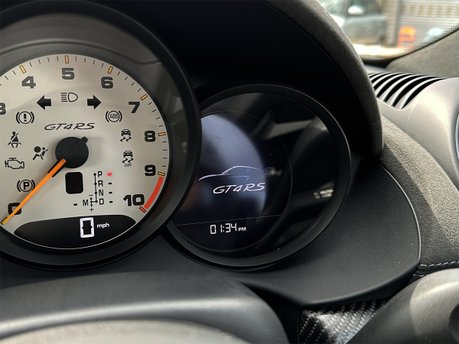 Porsche 718 CAYMAN GT4 RS PDK 74