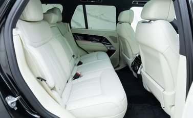 Land Rover Range Rover D350 HSE 14