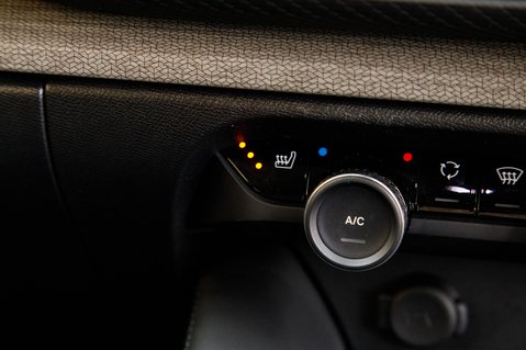 Citroen C5 X PURETECH SHINE PLUS S/S EAT8 38