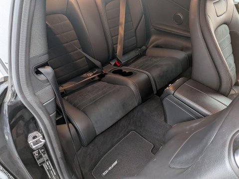 Mercedes-Benz C Class 2.0 C300d AMG Line (Premium) G-Tronic+ Euro 6 (s/s) 2dr 20