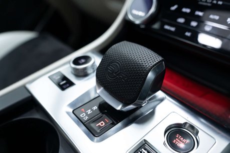 Jaguar F-Pace 5.0 F-PACE SVR AWD Auto 4WD 5dr 36