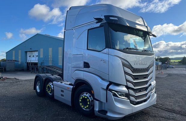 Iveco S-Way 500 AS440S50TX/FP 4000WB *new*