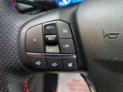 Ford Kuga 1.5T EcoBoost ST-Line Edition Euro 6 (s/s) 5dr 38