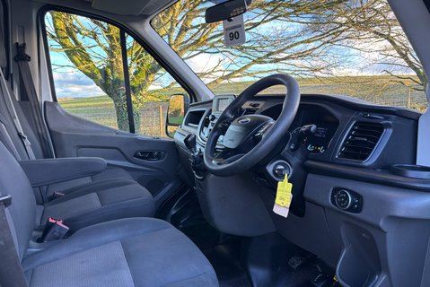 Ford Transit 350 Drw 130 ps L3 Utility Cab Tipper - Tow Axle 17