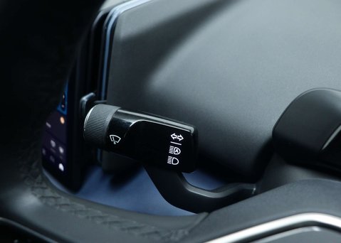 Volvo Ex30 Single Motor Extended Range 69kWh Plus SUV 5dr Electric Auto (272 ps) 32