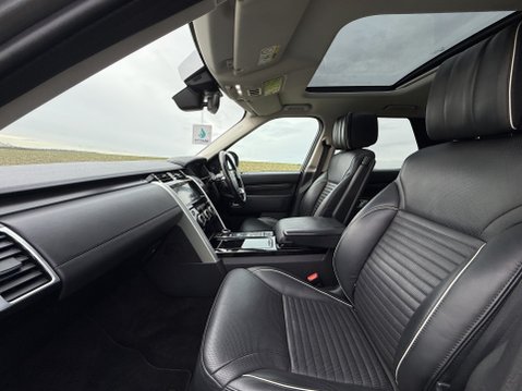 Land Rover Discovery HSE Luxury 37