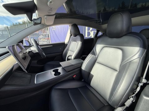 Tesla Model Y (Dual Motor) Long Range SUV 5dr Electric Auto 4WDE (384 bhp) 27