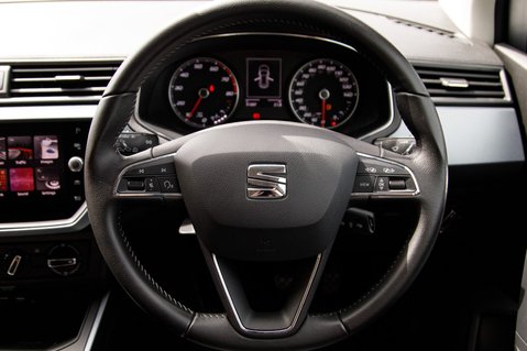SEAT Arona TSI SE TECHNOLOGY 20