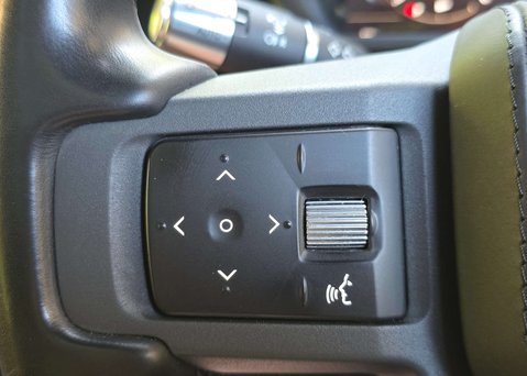 Land Rover Defender 3.0 Defender X MHEV Auto 4WD 5dr 44