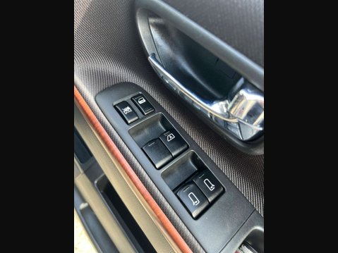 Nissan Elgrand 3.5+HIGHWAY STAR+GRADE 4+WARRANTED MILES 34