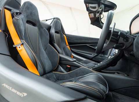 McLaren 720S Spider Performance 15