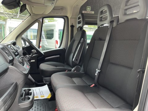 Peugeot Boxer 440 L4H2 LIGHTWEIGHT MINIBUS 17SEATS w/ Telescopic Ramps, AC. ULEZ E6 17