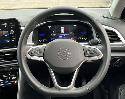 Volkswagen T-Roc 1.5 T-Roc Match TSI S-A 5dr 20