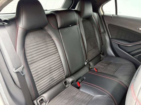 Mercedes-Benz A Class 1.5 A180 BlueEfficiency AMG Sport CDi Auto 5dr 27