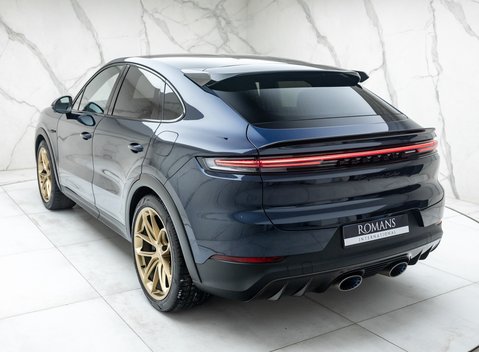 Porsche Cayenne TURBO E-HYBRID COUPE WITH GT PACKAGE 12