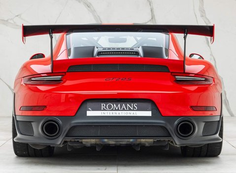 Porsche 911 GT2 RS (991) 27