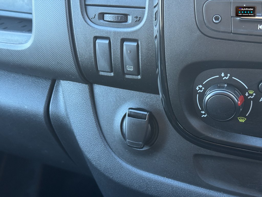 2019 Vauxhall VivaroSWB L1H1 Low Roof Sportive 2700 Air Con Sensors EURO 6 NO VAT — thumbnail 29 of 47