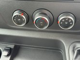 Renault Master LWB L3H2 Medium Roof Business 35 Air Con Sensors EURO 6 25