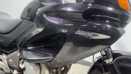 Honda NT650V Deauville 26K 2001 GOOD RUNNING PROJECT BIKE SPARES OR REPAIR 650CC 32