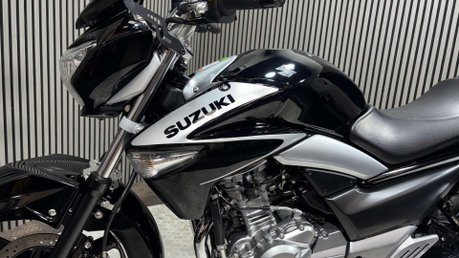 Suzuki Inazuma GW 2014 ONLY 6K MOT SEPTEMBER 2027 WARRANTY A2 READY 250CC 24