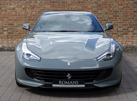 Ferrari GTC4 Lusso 2
