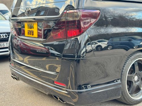 Toyota Alphard GOLDEN EYES II TWIN SUNROOF GRADE 4B WOW 36