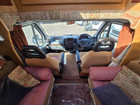 Autocruise Starblazer Motor Home 22