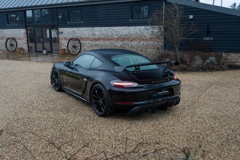 Porsche 718 Cayman 4.0 GT4 PDK Euro 6 (s/s) 2dr 11