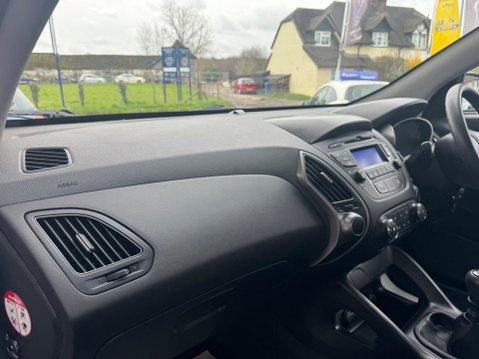 Hyundai ix35 1.6 GDi S Euro 5 5dr 31