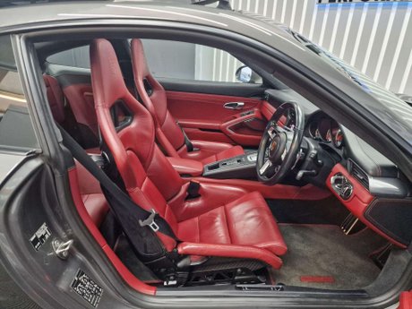 Porsche 911 3.8T 991 Turbo Coupe 2dr Petrol PDK 4WD Euro 6 (s/s) (540 ps) 23