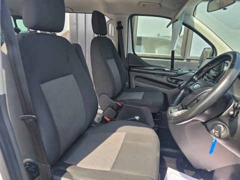 Ford Tourneo Custom 320 L2 ECOBLUE 13