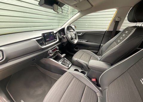 Kia Stonic 1.0 T-GDI GT-LINE ISG MHEV 7
