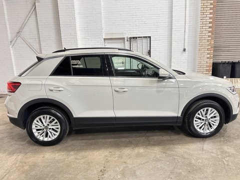 Volkswagen T-Roc LIFE TSI DSG 4