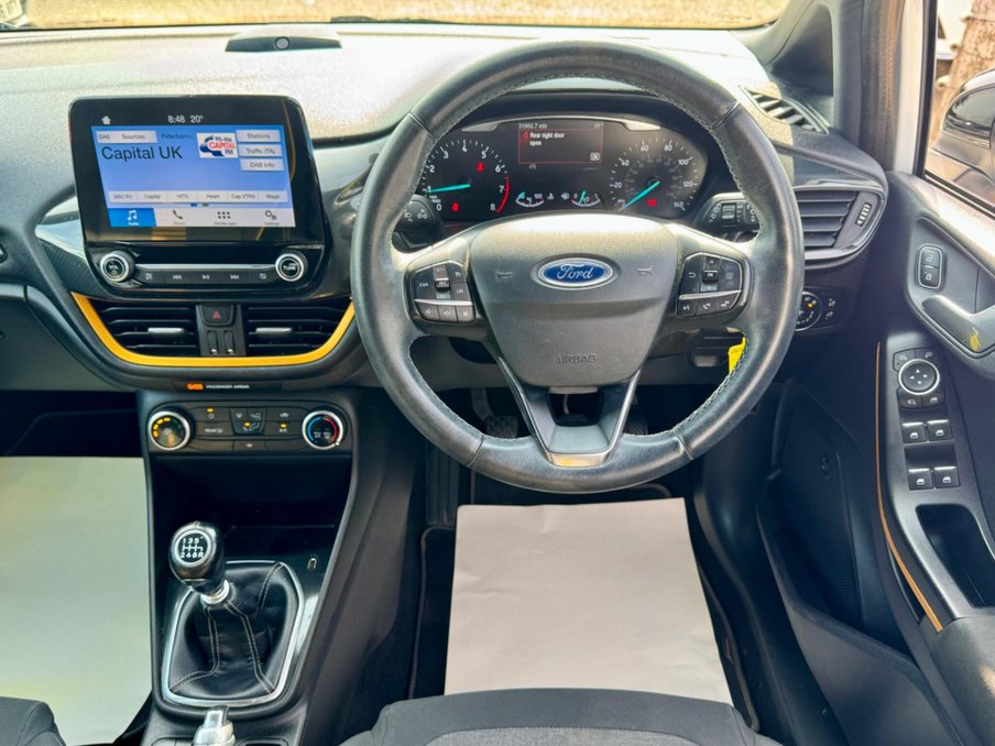 2018 Ford Fiesta — image 2