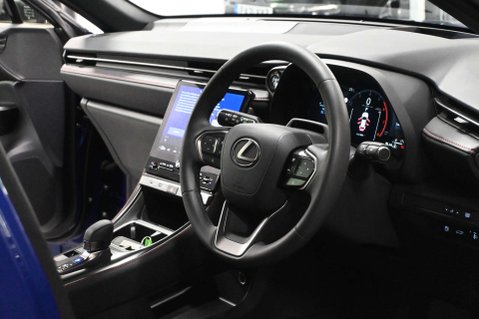 Lexus LBX 1.5 LBX Premium + CVT 5dr 22