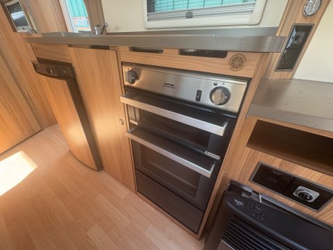 Bailey Pegasus Milan 2011 MODEL 9