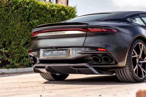 Aston Martin DBS 5.2 V12 BiTurbo Superleggera Auto Euro 6 (s/s) 2dr 7