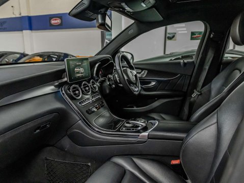 Mercedes-Benz GLC 2.1 GLC220d AMG Line (Premium Plus) Coupe 5dr Diesel G-Tronic 4MATIC Euro 6 6