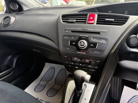 Honda Civic 1.8 i-VTEC ES Auto Euro 5 5dr 17