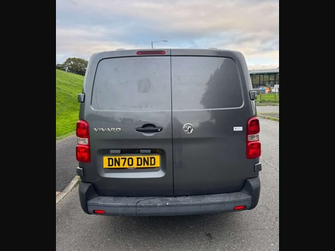 Vauxhall Vivaro 1.5 Vivaro 2900 Dynamic S/S 4