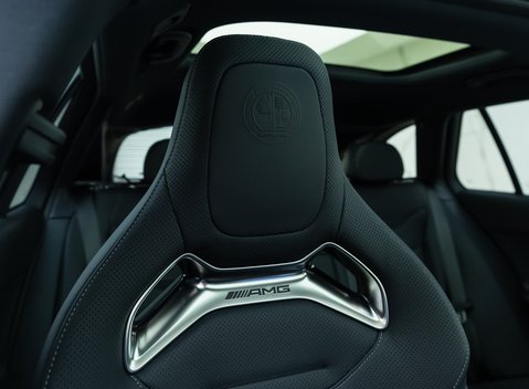 Mercedes-Benz C63 S AMG E Performance Estate Night Edition 14