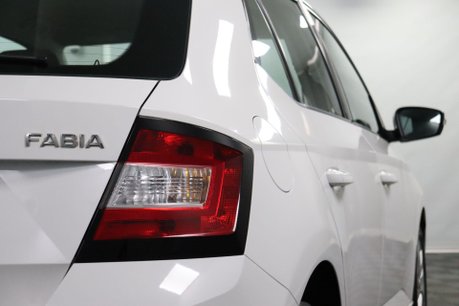 Skoda Fabia SE MPI 23
